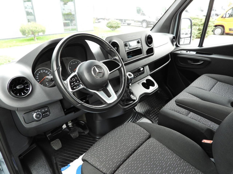 Mercedes-Benz SPRINTER 315 SKRZYNIA 8 PALET TEMPOMAT KLIMATYZACJA 150KM [ 199 - شاحنة توصيل مفتوحة: صورة 2 Mercedes-Benz SPRINTER 315 SKRZYNIA 8 PALET TEMPOMAT KLIMATYZACJA 150KM [ 199 - شاحنة توصيل مفتوحة: صورة 2