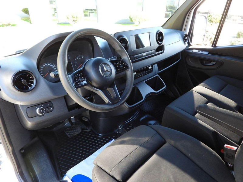 Mercedes-Benz SPRINTER 316 - حافلة صغيرة, ميكروباص: صورة 2 Mercedes-Benz SPRINTER 316 - حافلة صغيرة, ميكروباص: صورة 2