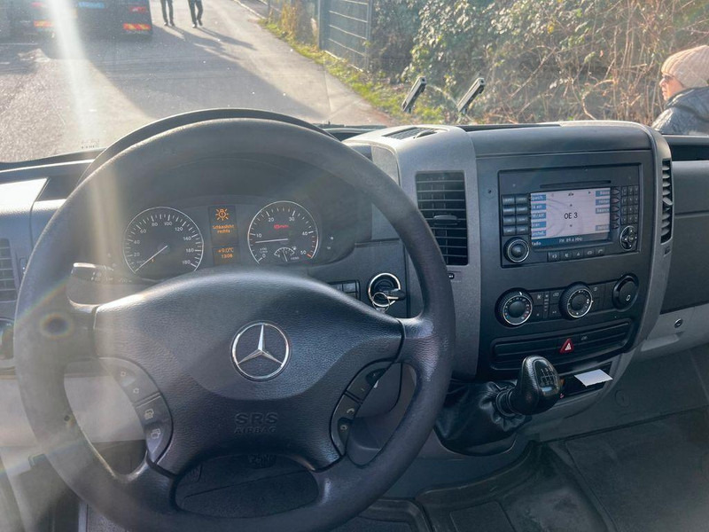 شاحنة جرار صغيرة Mercedes-Benz SPRINTER 519: صورة 13