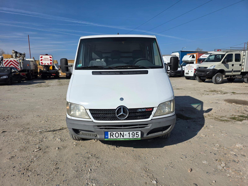 Mercedes-Benz Sprinter 308 CDi - Doka Pritsche - شاحنة توصيل مفتوحة, الشاحنات الصغيرة كابينة مزدوجة: صورة 3 Mercedes-Benz Sprinter 308 CDi - Doka Pritsche - شاحنة توصيل مفتوحة, الشاحنات الصغيرة كابينة مزدوجة: صورة 3