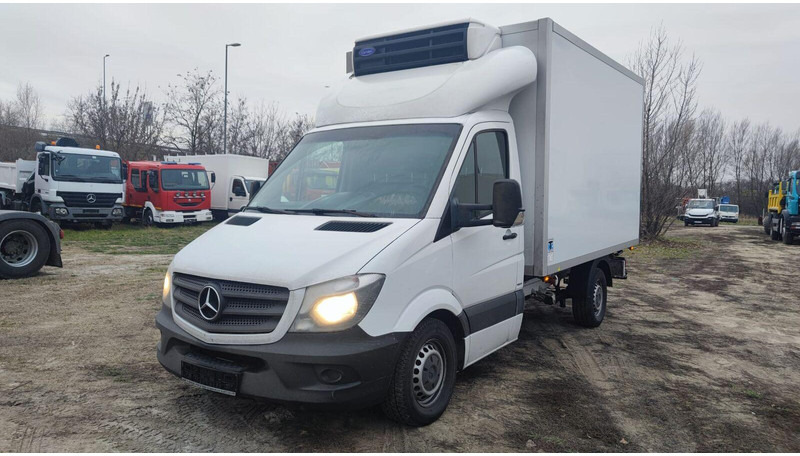 Mercedes-Benz Sprinter 316 cdi - Carrier Xarios 500 frigo - 3,5t - 220V - شاحنة توصيل مبردة: صورة 2 Mercedes-Benz Sprinter 316 cdi - Carrier Xarios 500 frigo - 3,5t - 220V - شاحنة توصيل مبردة: صورة 2