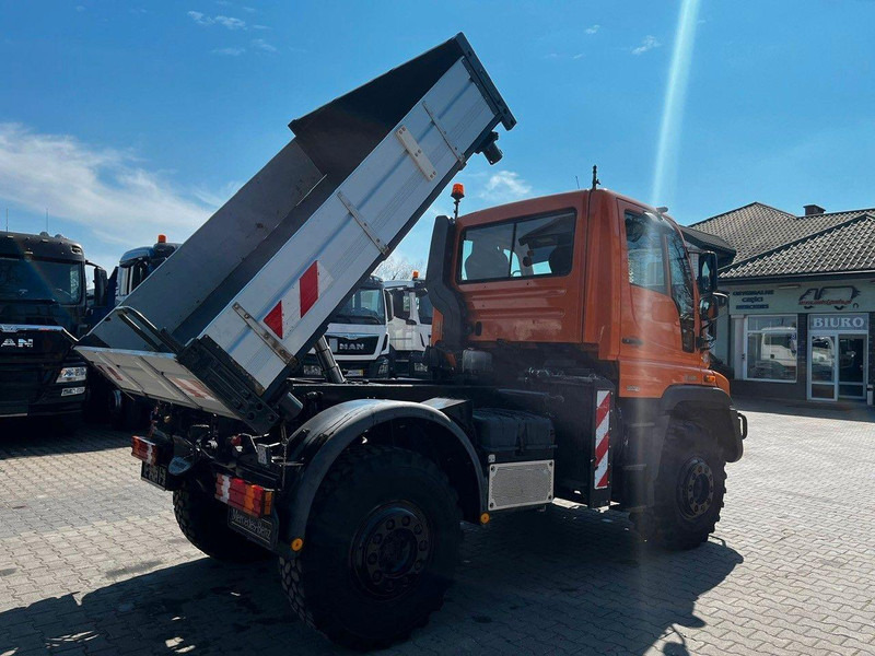 Mercedes-Benz UNIMOG U400 405/12 ZUGMASCHINE/ KIPPER - شاحنة قلاب التعدين: صورة 4 Mercedes-Benz UNIMOG U400 405/12 ZUGMASCHINE/ KIPPER - شاحنة قلاب التعدين: صورة 4