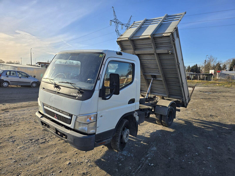 Mitsubishi Canter Fuso 3,0 d - 3 sided Tipper - قلاب صغير: صورة 2 Mitsubishi Canter Fuso 3,0 d - 3 sided Tipper - قلاب صغير: صورة 2