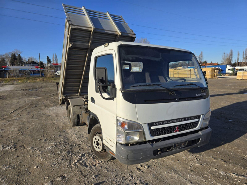 Mitsubishi Canter Fuso 3,0 d - 3 sided Tipper - قلاب صغير: صورة 1 Mitsubishi Canter Fuso 3,0 d - 3 sided Tipper - قلاب صغير: صورة 1