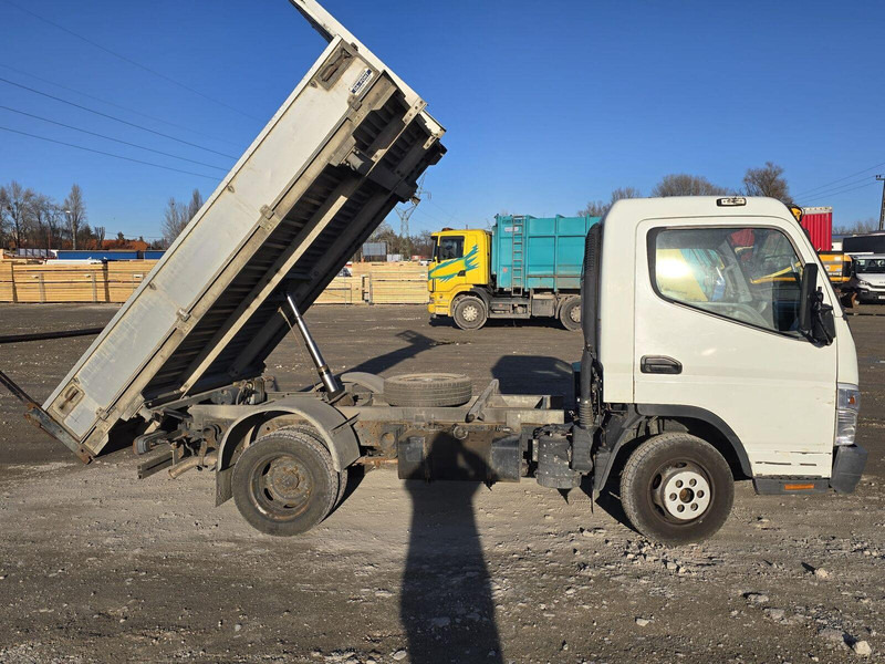 Mitsubishi Canter Fuso 3,0 d - 3 sided Tipper - قلاب صغير: صورة 4 Mitsubishi Canter Fuso 3,0 d - 3 sided Tipper - قلاب صغير: صورة 4