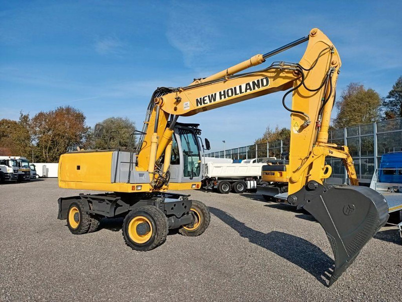 New Holland WE 190 - حفار ذو عجلات: صورة 4 New Holland WE 190 - حفار ذو عجلات: صورة 4