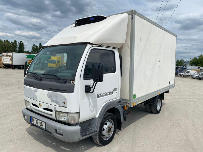 Nissan Cabstar 3,0 tdi Frigo + meat hook - 3,5t - شاحنة توصيل مبردة: صورة 3 Nissan Cabstar 3,0 tdi Frigo + meat hook - 3,5t - شاحنة توصيل مبردة: صورة 3
