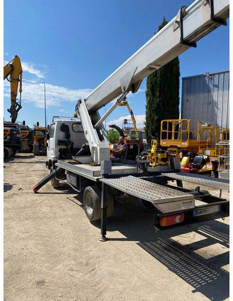 Nissan Cabstar Lifting basket 22 m - شاحنة توصيل مغلقة: صورة 2 Nissan Cabstar Lifting basket 22 m - شاحنة توصيل مغلقة: صورة 2