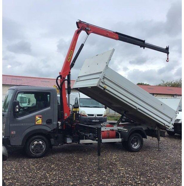 Nissan NT400 - Tipper+crane - شاحنة قلاب, شاحنة كرين: صورة 4 Nissan NT400 - Tipper+crane - شاحنة قلاب, شاحنة كرين: صورة 4