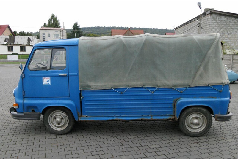 Renault R21 / ESTAFETTE 1000 / OLDTIMER / 1970 YEAR / 38 000 KM !! - شاحنة توصيل مفتوحة: صورة 5 Renault R21 / ESTAFETTE 1000 / OLDTIMER / 1970 YEAR / 38 000 KM !! - شاحنة توصيل مفتوحة: صورة 5