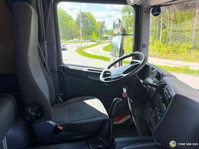 Scania D 320 FIRE BRIGADE Tank 12,000 Litres - شاحنة حريق: صورة 3 Scania D 320 FIRE BRIGADE Tank 12,000 Litres - شاحنة حريق: صورة 3