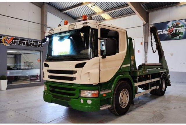 Scania P360 Hyvalift - شاحنة لودر انزلاقي: صورة 1 Scania P360 Hyvalift - شاحنة لودر انزلاقي: صورة 1