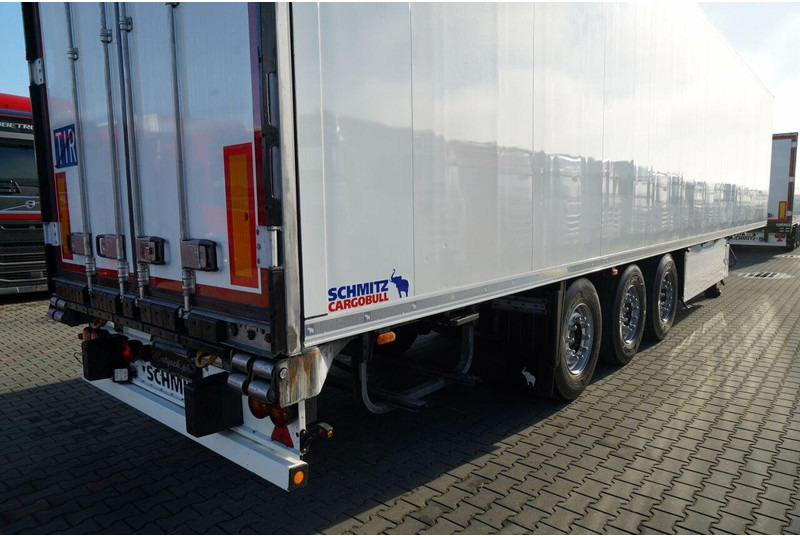 نصف مقطورة للتبريد Schmitz Cargobull CHŁODNIA / THERMO KING SLX 300 / HAKÓWKA / OŚ PODNOSZONA / KOSZ: صورة 13 نصف مقطورة للتبريد Schmitz Cargobull CHŁODNIA / THERMO KING SLX 300 / HAKÓWKA / OŚ PODNOSZONA / KOSZ: صورة 13