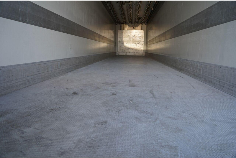 نصف مقطورة للتبريد Schmitz Cargobull CHŁODNIA / THERMO KING SLX 300 / HAKÓWKA / OŚ PODNOSZONA / KOSZ: صورة 19 نصف مقطورة للتبريد Schmitz Cargobull CHŁODNIA / THERMO KING SLX 300 / HAKÓWKA / OŚ PODNOSZONA / KOSZ: صورة 19