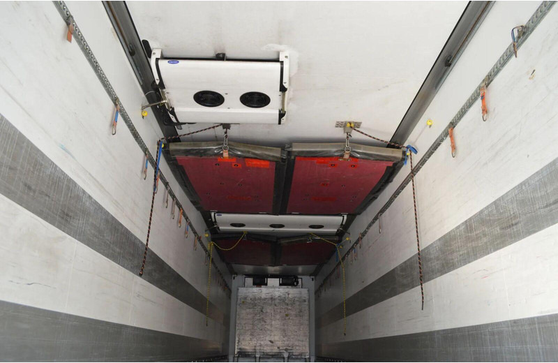 Schmitz Cargobull SKO 24REFRIGERATOR + LIFT ROLLER SHUTTER CARRIER VECTOR 1850Mtº - نصف مقطورة للتبريد: صورة 4 Schmitz Cargobull SKO 24REFRIGERATOR + LIFT ROLLER SHUTTER CARRIER VECTOR 1850Mtº - نصف مقطورة للتبريد: صورة 4