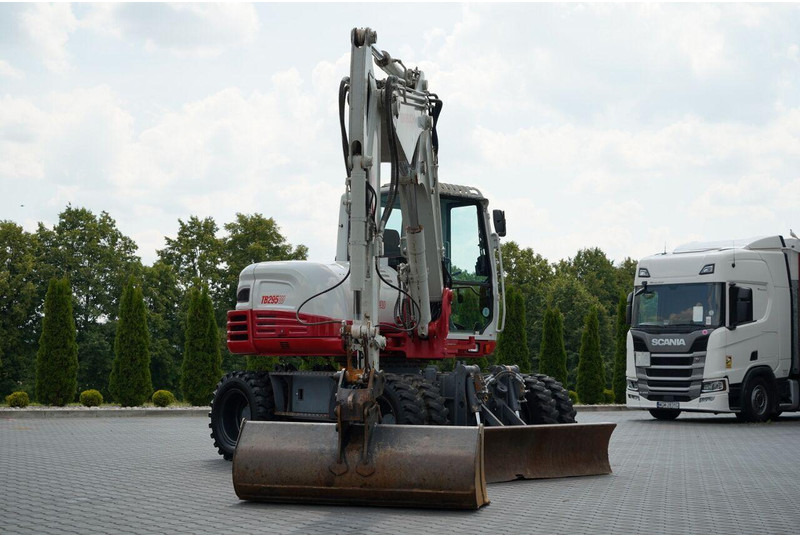 Takeuchi TB 295 W / KOPARKA KOŁOWA / 2016 ROK / PO KONTRAKCIE SERWISOWYM - حفار ذو عجلات: صورة 5 Takeuchi TB 295 W / KOPARKA KOŁOWA / 2016 ROK / PO KONTRAKCIE SERWISOWYM - حفار ذو عجلات: صورة 5