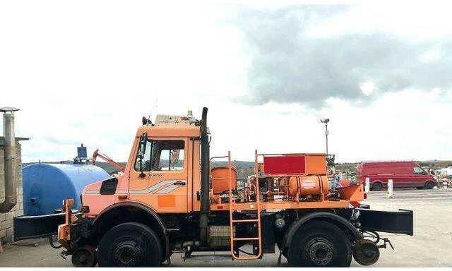Unimog 1650 ZAGRO SCHIENEN TWO WAY RAIL ROAD - آلة حرث الحديقة: صورة 3 Unimog 1650 ZAGRO SCHIENEN TWO WAY RAIL ROAD - آلة حرث الحديقة: صورة 3