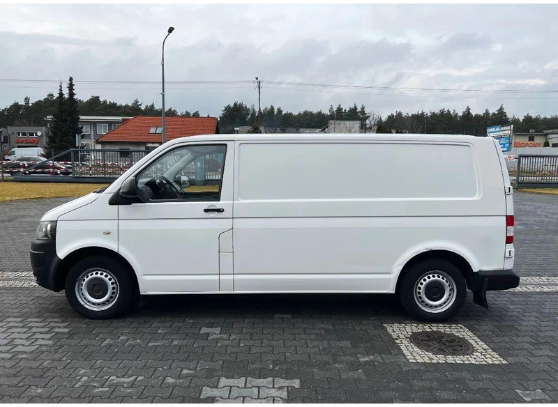 Volkswagen Transporter T5 Bankowóz Blaszak Long Salon PL, Jeden Właściciel - شاحنة بصندوق مغلق: صورة 2 Volkswagen Transporter T5 Bankowóz Blaszak Long Salon PL, Jeden Właściciel - شاحنة بصندوق مغلق: صورة 2