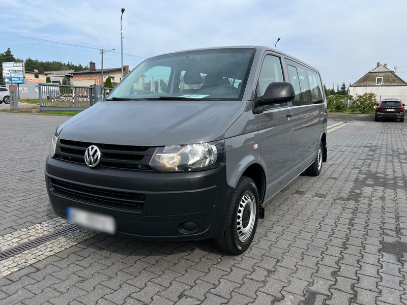 Volkswagen Transporter T5 Brygadówka, Osobowy, 9-miejsc, Jeden Właściciel, - حافلة صغيرة, ميكروباص: صورة 1 Volkswagen Transporter T5 Brygadówka, Osobowy, 9-miejsc, Jeden Właściciel, - حافلة صغيرة, ميكروباص: صورة 1