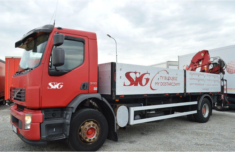 Volvo FE 18.320 FLATBED CRANE - شاحنات مسطحة, شاحنة كرين: صورة 2 Volvo FE 18.320 FLATBED CRANE - شاحنات مسطحة, شاحنة كرين: صورة 2