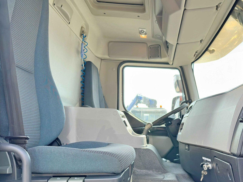 شاحنة صهريج لنقل الوقود Volvo FE 280: صورة 9 شاحنة صهريج لنقل الوقود Volvo FE 280: صورة 9