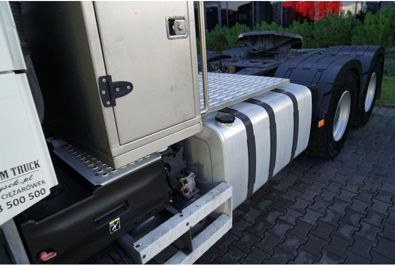 تأجير Volvo FH 16 / 660 / 6x4 / DMC: 180.000 KG !! / RETARDER / EURO 6 / I-P Volvo FH 16 / 660 / 6x4 / DMC: 180.000 KG !! / RETARDER / EURO 6 / I-P: صورة 12 تأجير Volvo FH 16 / 660 / 6x4 / DMC: 180.000 KG !! / RETARDER / EURO 6 / I-P Volvo FH 16 / 660 / 6x4 / DMC: 180.000 KG !! / RETARDER / EURO 6 / I-P: صورة 12