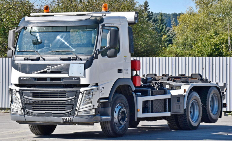 Volvo FM 410 * Abrollkipper * TOPZUSTAND / 6x4 - شاحنة برافعة خطافية: صورة 4 Volvo FM 410 * Abrollkipper * TOPZUSTAND / 6x4 - شاحنة برافعة خطافية: صورة 4