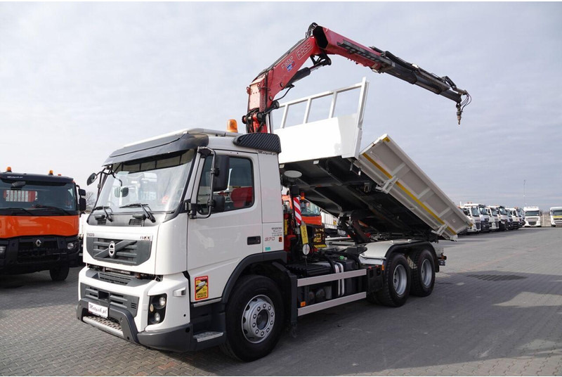 Volvo FMX 370 / 6X4 / WYWROTKA + HDS FASSI F165XP / MAX UDŹWIG 5200KG - شاحنة قلاب: صورة 2 Volvo FMX 370 / 6X4 / WYWROTKA + HDS FASSI F165XP / MAX UDŹWIG 5200KG - شاحنة قلاب: صورة 2