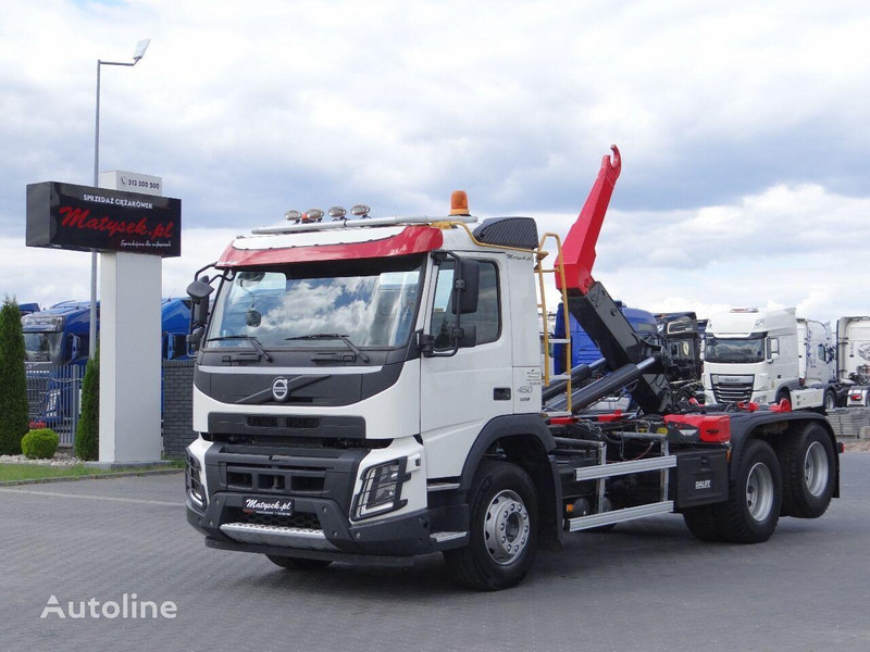 Volvo FMX 450 - شاحنة برافعة خطافية: صورة 1 Volvo FMX 450 - شاحنة برافعة خطافية: صورة 1