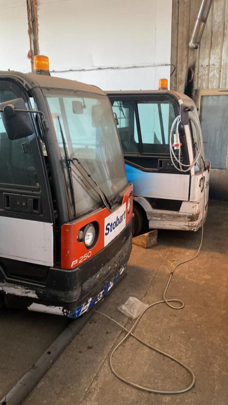 Linde Electric Tug P250 - جرار سحب: صورة 4 Linde Electric Tug P250 - جرار سحب: صورة 4