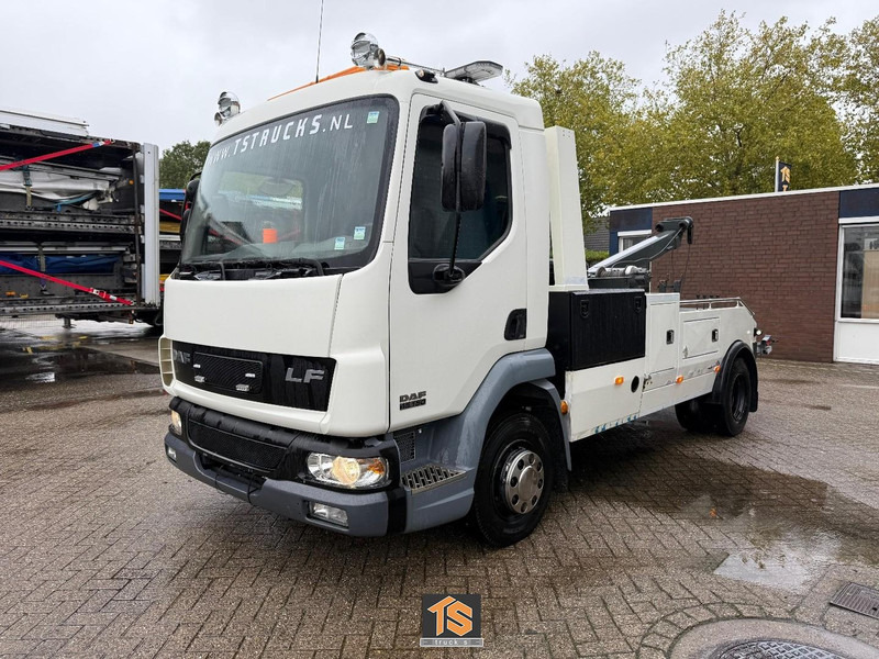 DAF FA LF45 EURO 3 - MANUAL - TOWTRUCK/AFSLEPER/ABSCHLEPP - BELGIUM TRUCK - TUV/APK 06/2026 - TOP! - شاحنة سحب: صورة 1 DAF FA LF45 EURO 3 - MANUAL - TOWTRUCK/AFSLEPER/ABSCHLEPP - BELGIUM TRUCK - TUV/APK 06/2026 - TOP! - شاحنة سحب: صورة 1