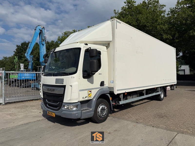 DAF LF 210 12TON - AUTOMATIC - LADEBORDWAND - APK/TUV 12/2025 - TOP TRUCK - شاحنة صندوقية: صورة 1 DAF LF 210 12TON - AUTOMATIC - LADEBORDWAND - APK/TUV 12/2025 - TOP TRUCK - شاحنة صندوقية: صورة 1