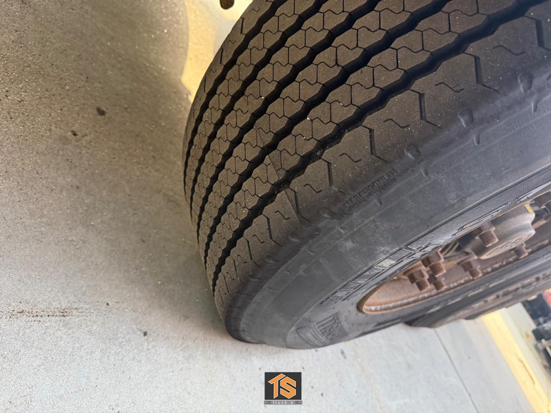 Krone COOL LINER CARRIER VECTOR 1550 - DISC BRAKES - TOP! - نصف مقطورة للتبريد: صورة 3 Krone COOL LINER CARRIER VECTOR 1550 - DISC BRAKES - TOP! - نصف مقطورة للتبريد: صورة 3