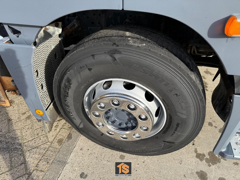 Mercedes-Benz AXOR 18.40 MP3 - MANUAL - TOP TRUCK - رأس تريلا: صورة 4 Mercedes-Benz AXOR 18.40 MP3 - MANUAL - TOP TRUCK - رأس تريلا: صورة 4