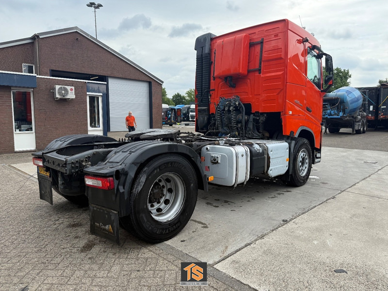 Volvo FH 420 - AUTOMATIC - HYDRAULIEK - NL TOP TRUCK - TUV 1/26 - مقطورة السحب: صورة 5 Volvo FH 420 - AUTOMATIC - HYDRAULIEK - NL TOP TRUCK - TUV 1/26 - مقطورة السحب: صورة 5