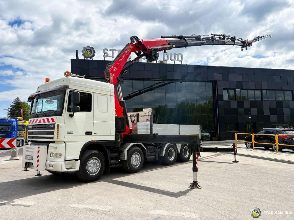 مقطورة السحب DAF  XF 105.510 8x4 FASSI F800 XP Crane Fifth wheel: صورة 10