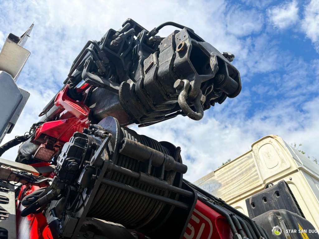 مقطورة السحب DAF  XF 105.510 8x4 FASSI F800 XP Crane Fifth wheel: صورة 18