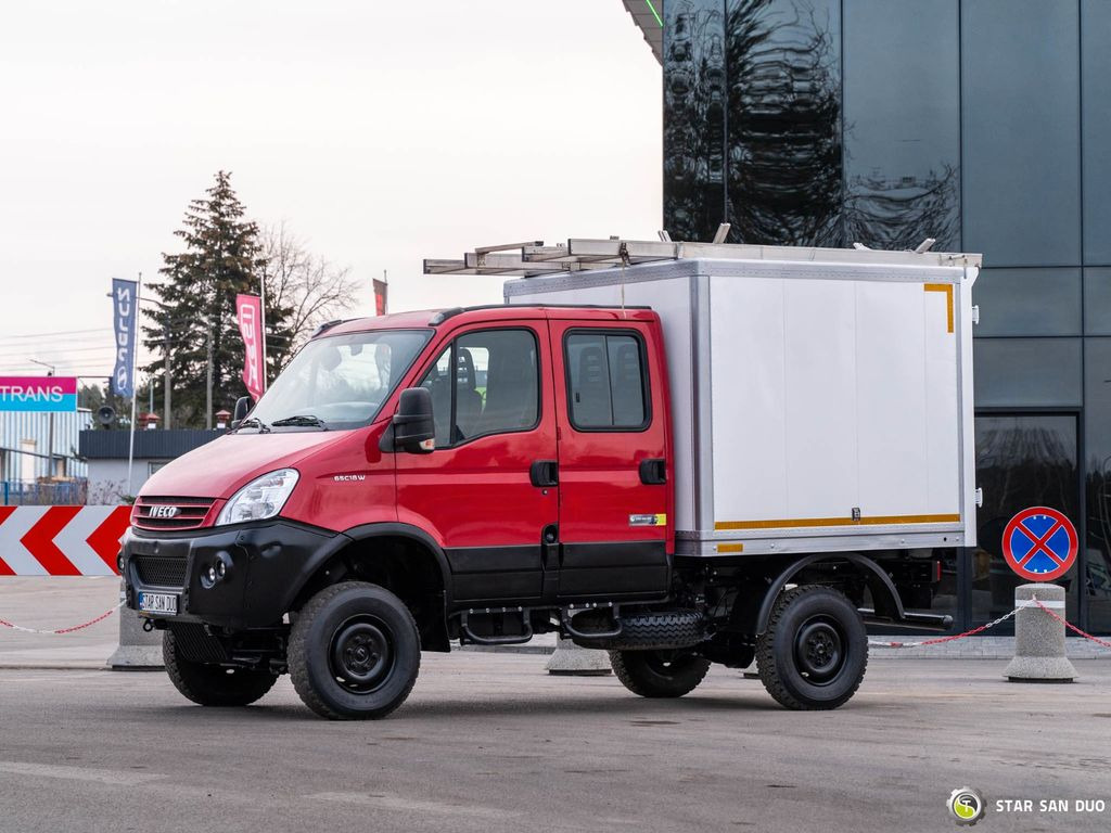 شاحنة بصندوق مغلق, الشاحنات الصغيرة كابينة مزدوجة Iveco DAILLY 4x4 CAMPER EXPEDITION DOKA: صورة 6