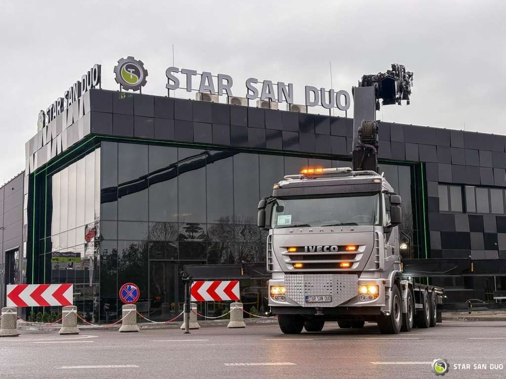 Iveco STRALIS AS320S50Y 8x2 HMF 8520-0K6 FLY JIB Winc - شاحنة كرين: صورة 4 Iveco STRALIS AS320S50Y 8x2 HMF 8520-0K6 FLY JIB Winc - شاحنة كرين: صورة 4