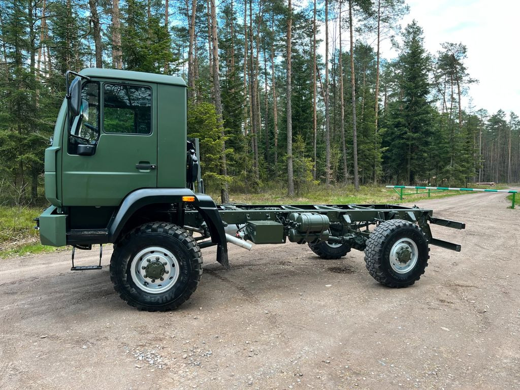 MAN 4x4 OFF ROAD CAMPER CHASSIS RAILY - شاحنة بهيكل معدني للمقصورة: صورة 3 MAN 4x4 OFF ROAD CAMPER CHASSIS RAILY - شاحنة بهيكل معدني للمقصورة: صورة 3