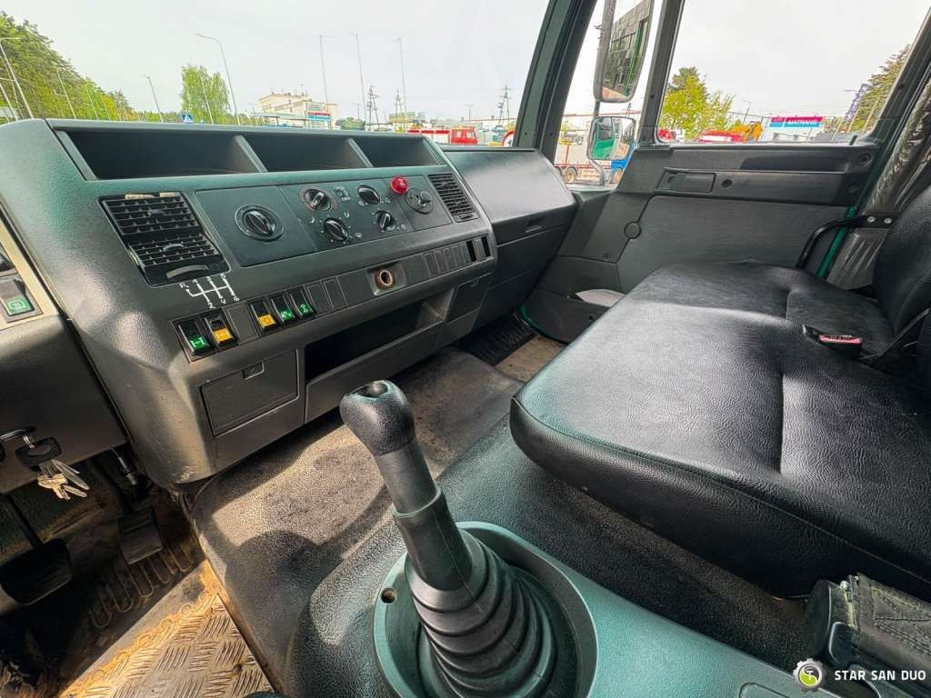 شاحنة بهيكل معدني للمقصورة MAN Star 266 BRIGADE VEHICLE 6x6 Passenger transport: صورة 10 شاحنة بهيكل معدني للمقصورة MAN Star 266 BRIGADE VEHICLE 6x6 Passenger transport: صورة 10