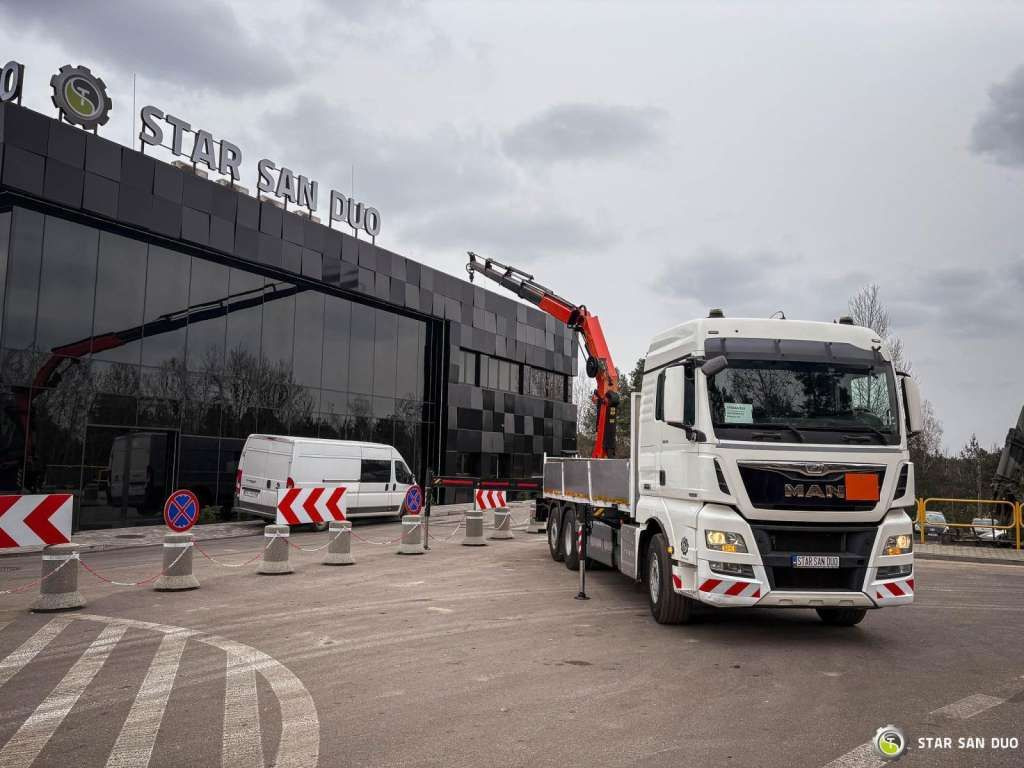 MAN TGX 26.480 6x2 PALFINGER PK 33002 EH Crane Winc - شاحنة كرين: صورة 3 MAN TGX 26.480 6x2 PALFINGER PK 33002 EH Crane Winc - شاحنة كرين: صورة 3