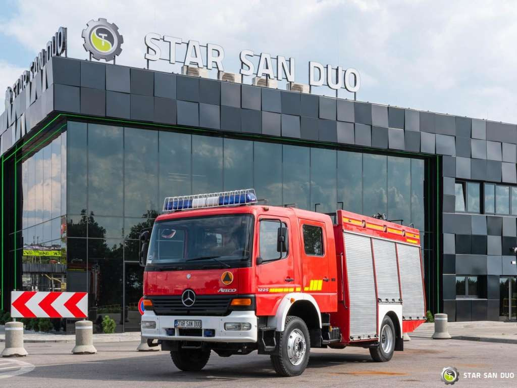 Mercedes-Benz 4x4 ATEGO 1225 CNBOP Fire Brigade - شاحنة: صورة 1 Mercedes-Benz 4x4 ATEGO 1225 CNBOP Fire Brigade - شاحنة: صورة 1