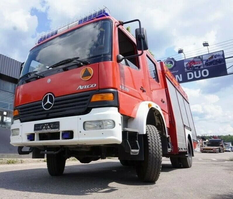 Mercedes-Benz 4x4 ATEGO 1225 Firebrigade Feuerwehr - شاحنة حريق: صورة 3 Mercedes-Benz 4x4 ATEGO 1225 Firebrigade Feuerwehr - شاحنة حريق: صورة 3