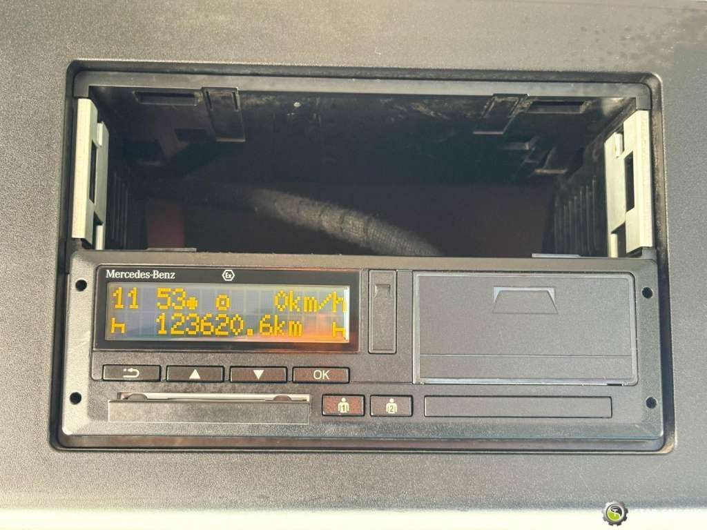 شاحنة كرين Mercedes-Benz  AROCS 3345 6x6 HMF 3220 Winch Crane tipper: صورة 14