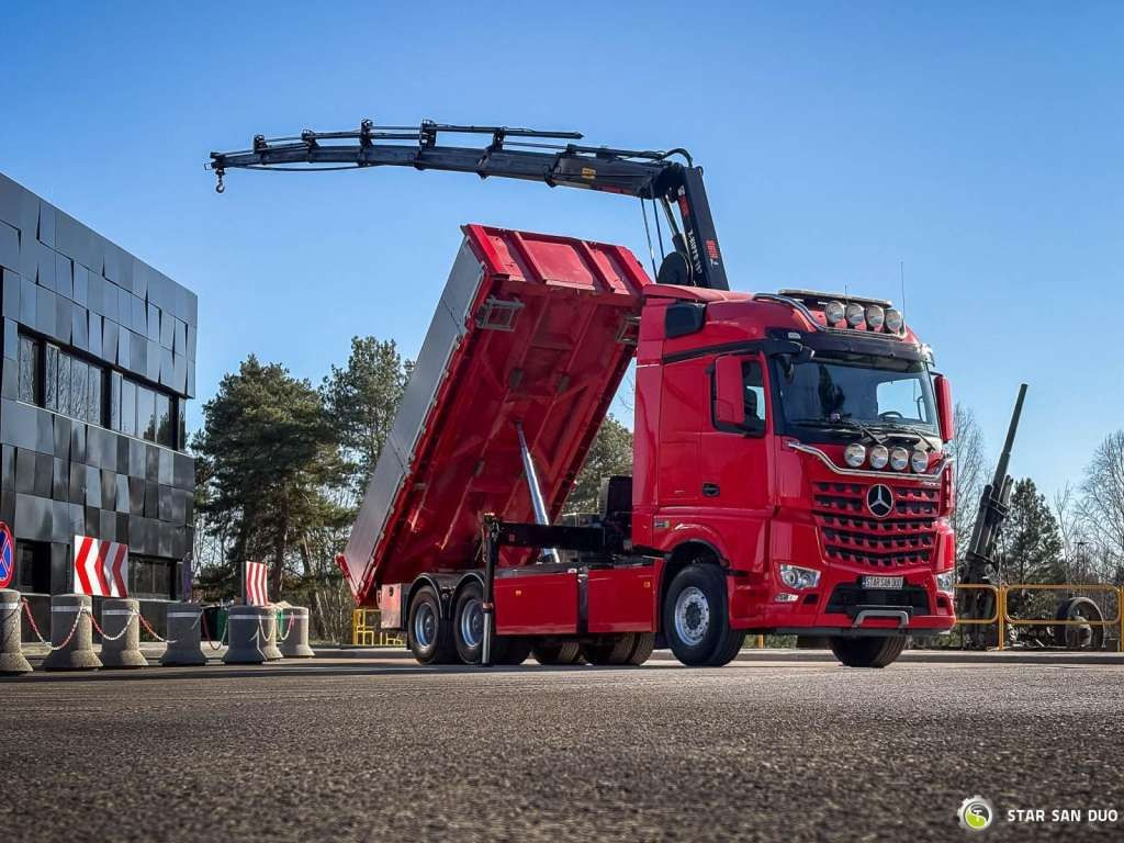 Mercedes-Benz AROCS 3358L 6x4 HIAB 192X-HIPRO E-6 Crane Kippe - شاحنة كرين: صورة 3 Mercedes-Benz AROCS 3358L 6x4 HIAB 192X-HIPRO E-6 Crane Kippe - شاحنة كرين: صورة 3