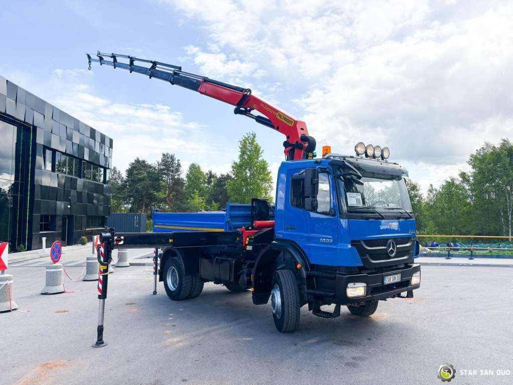 Mercedes-Benz AXOR 1833 4x4 Palfinger PK 22002 EH Crane Winch - شاحنة كرين: صورة 2 Mercedes-Benz AXOR 1833 4x4 Palfinger PK 22002 EH Crane Winch - شاحنة كرين: صورة 2