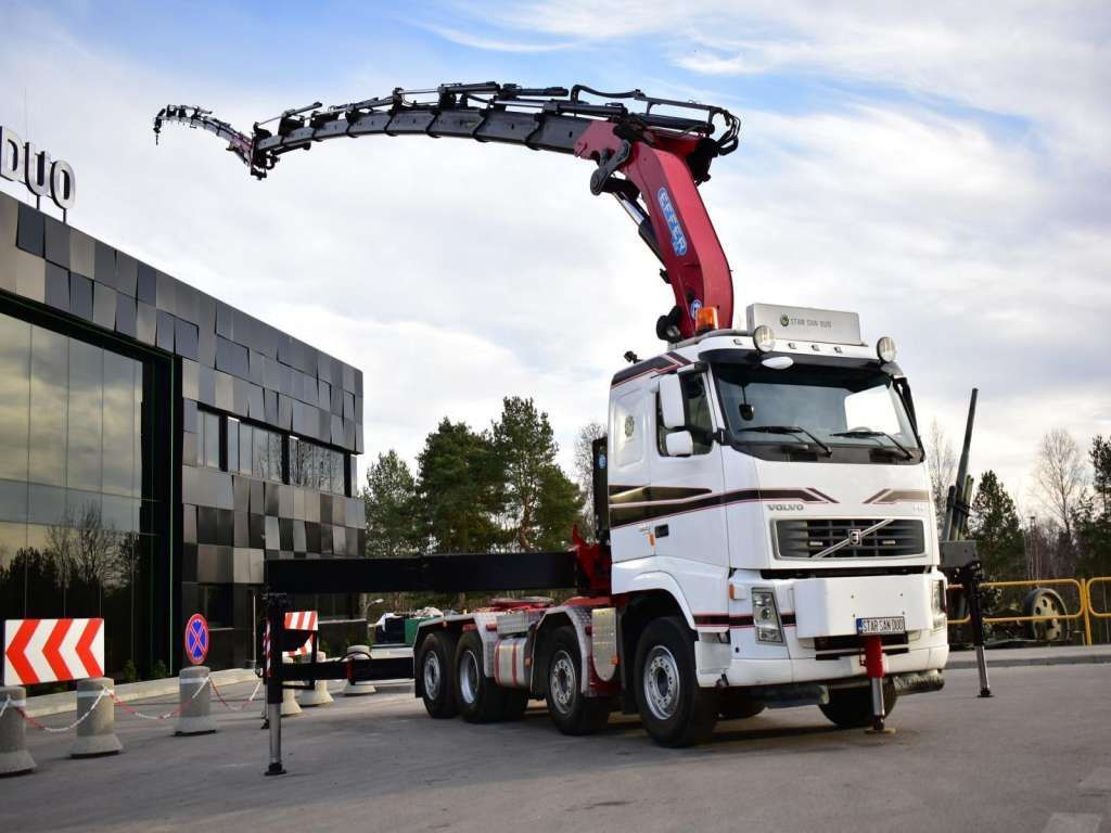 Volvo FH 520 8x2 EFFER 850 Fly Jib Winch 5th - شاحنة كرين, مقطورة السحب: صورة 3 Volvo FH 520 8x2 EFFER 850 Fly Jib Winch 5th - شاحنة كرين, مقطورة السحب: صورة 3