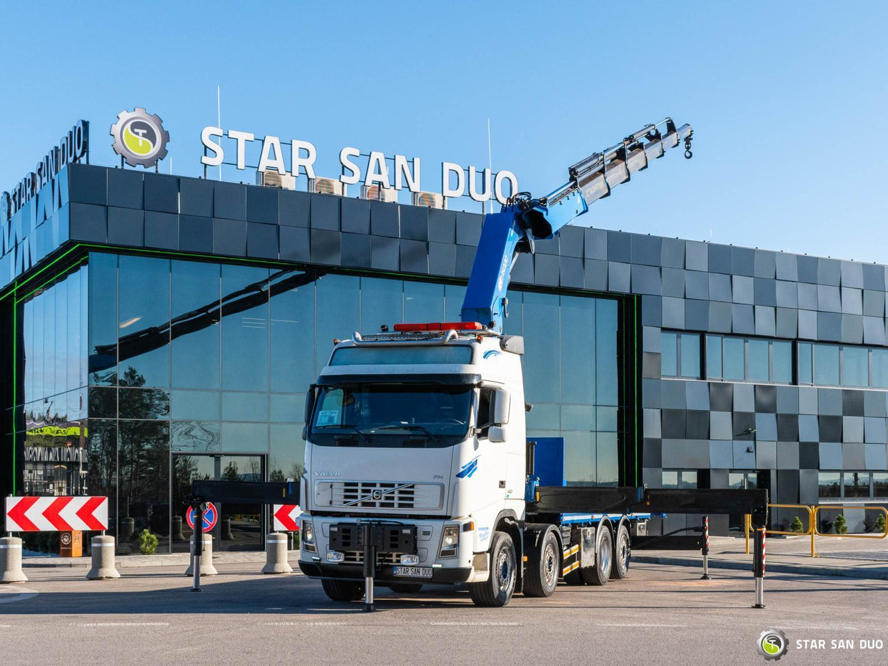 - شاحنة كرين: صورة 1 - شاحنة كرين: صورة 1