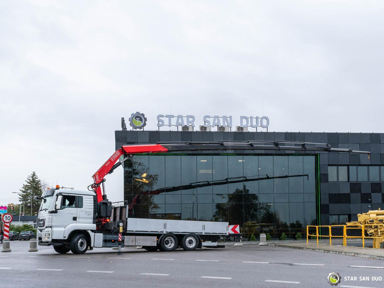 - شاحنة كرين: صورة 2 - شاحنة كرين: صورة 2